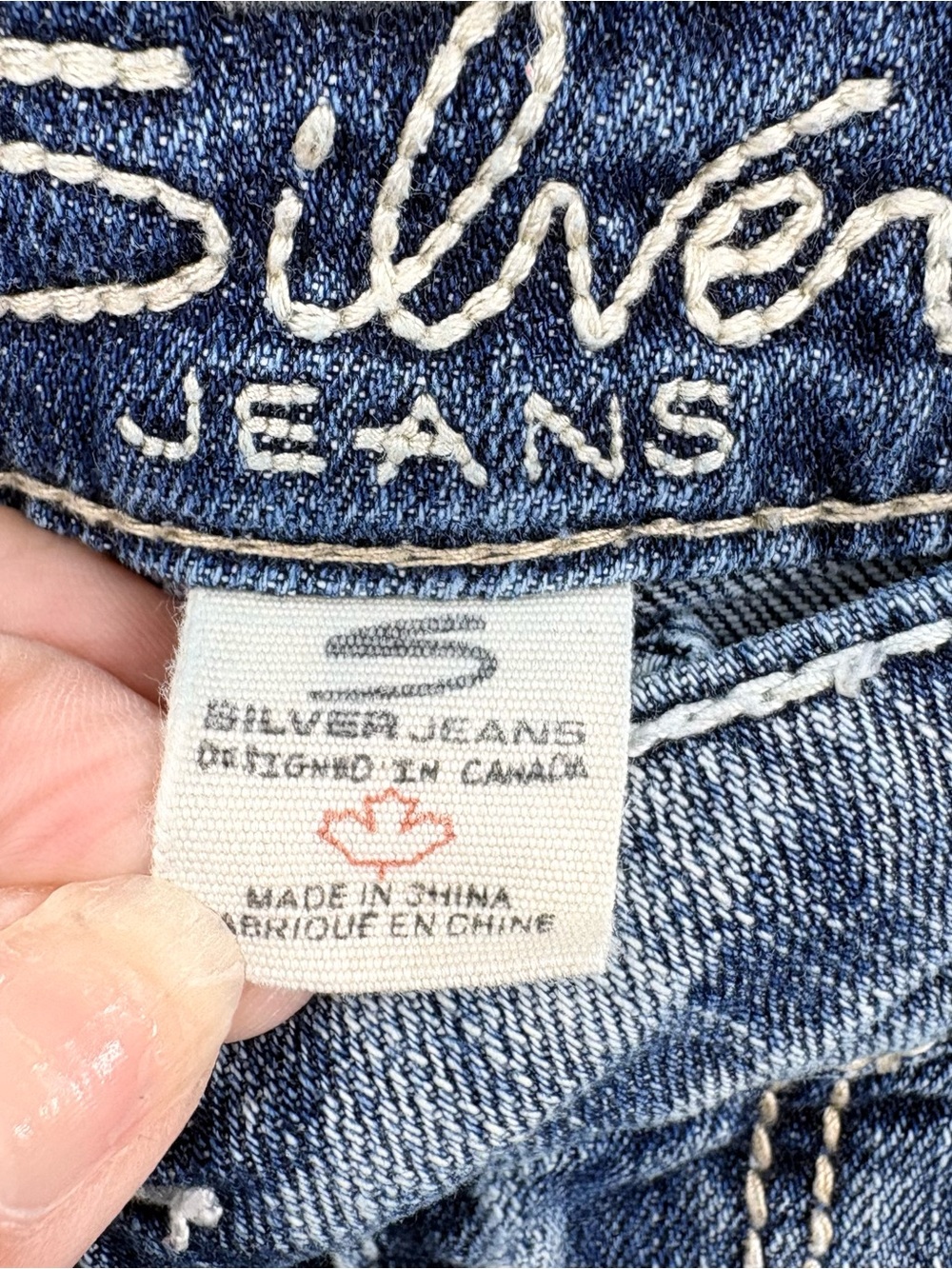 Silver Jeans Shorts Womens 26 Marti Distressed Medium Wash Y2K Mid Rise - Picture 11 of 13
